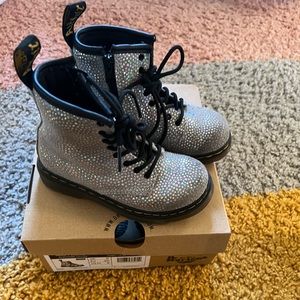 Dr. Martin 1460 silver boot sz 9